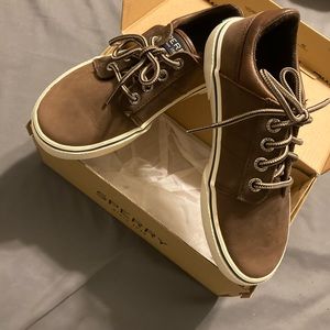 Sperry boys shoes